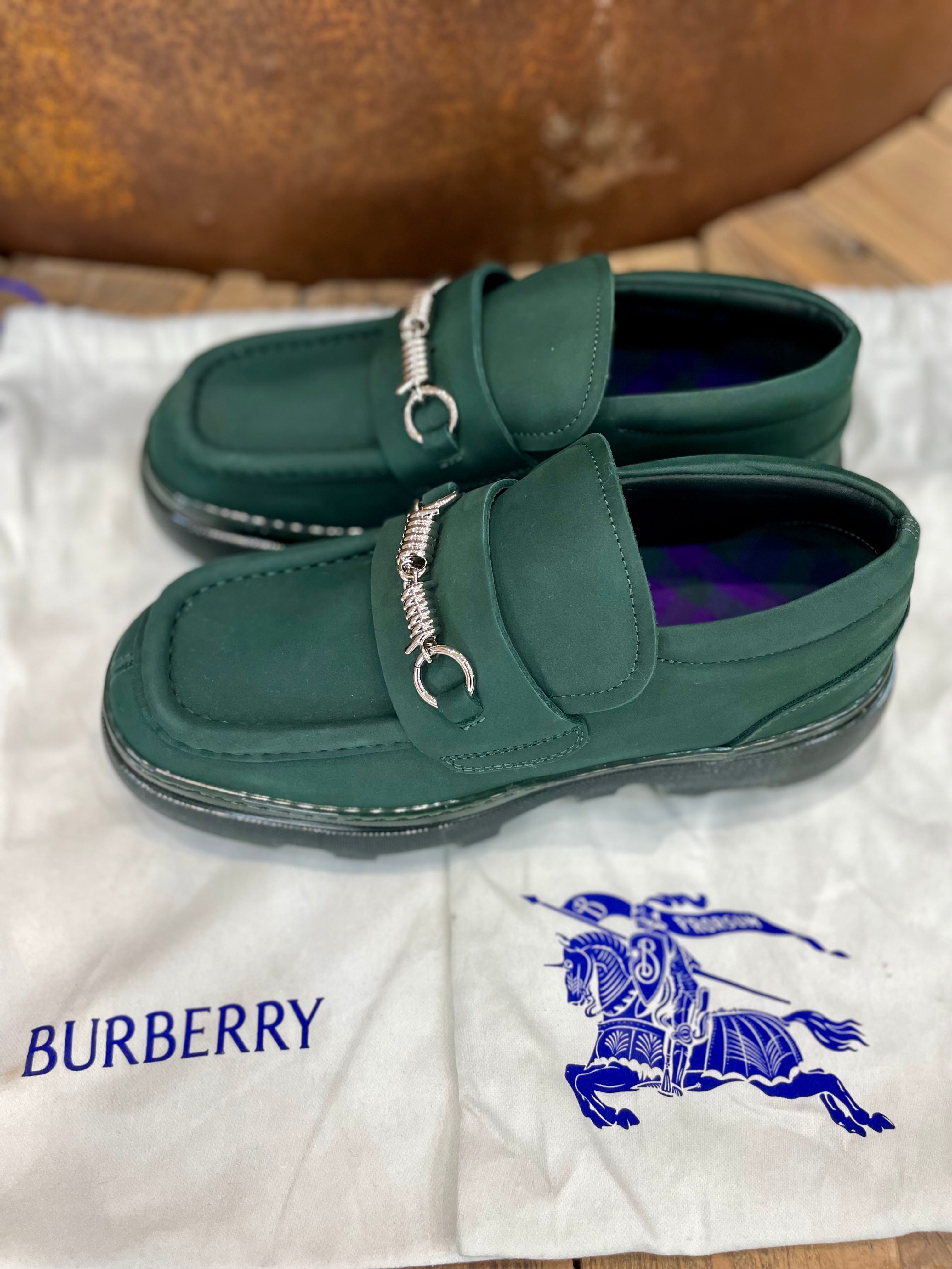 Green suede loafers - BURBERRY - 39EU/UK6