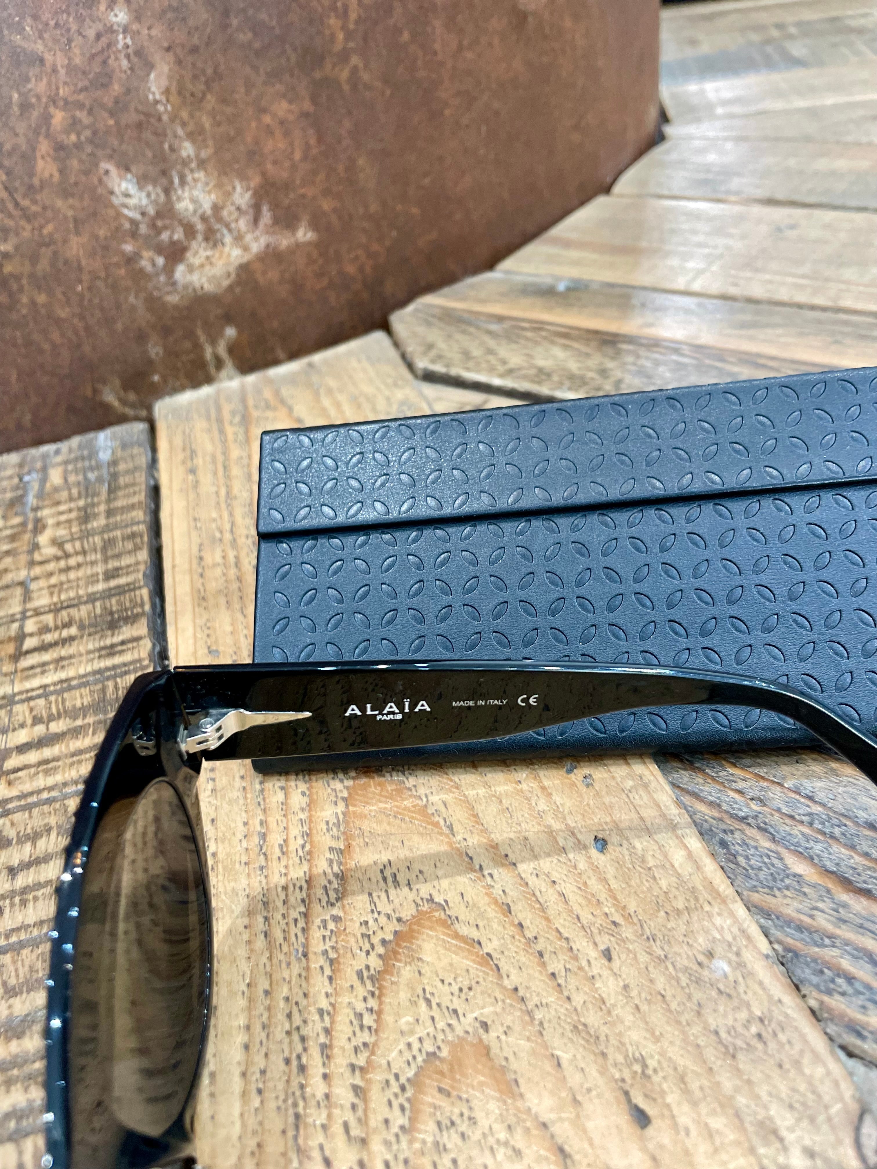 Black sunglasses - MAISON ALAIA